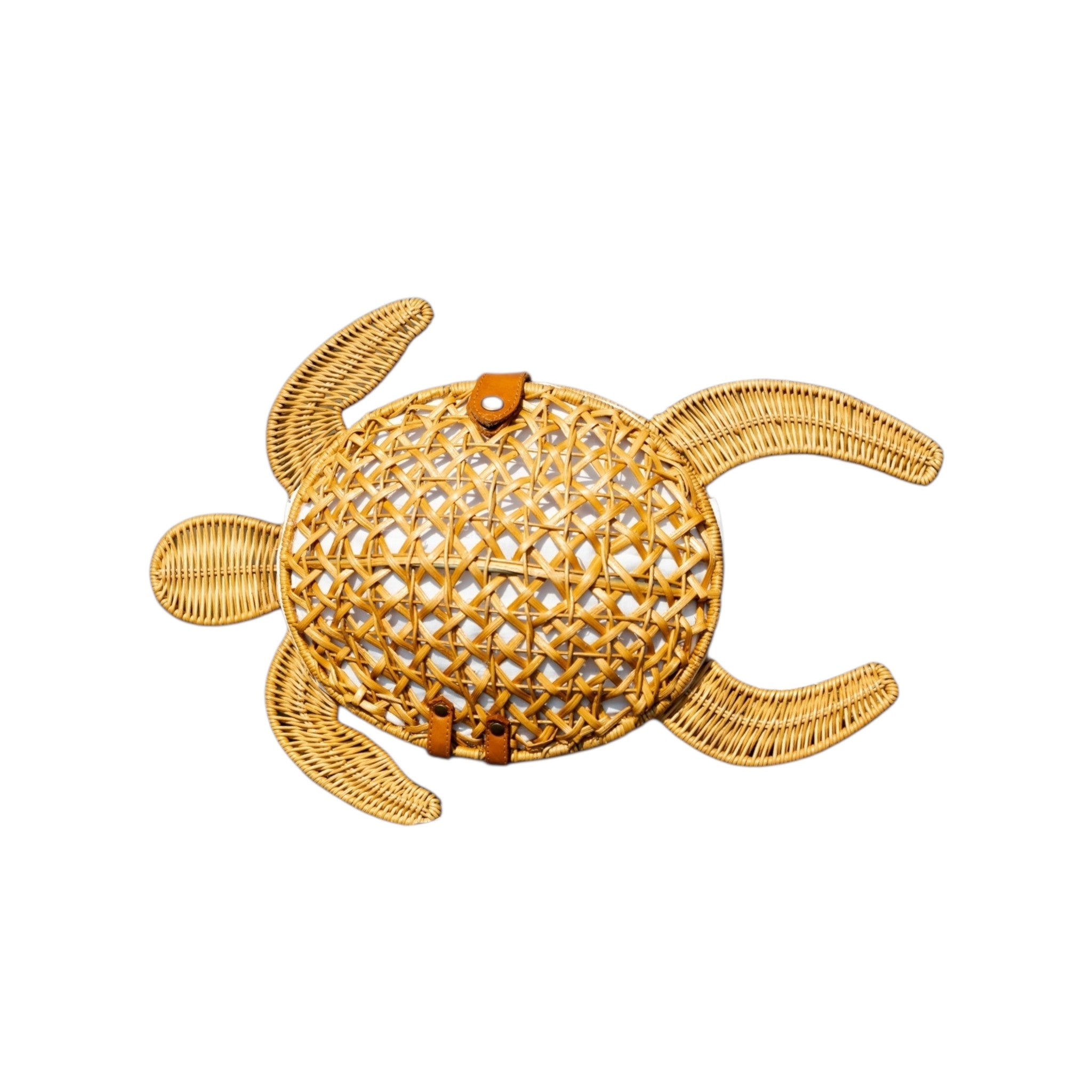 La Marina – Handcrafted Turtle-Shaped Rattan Crossbody Bag