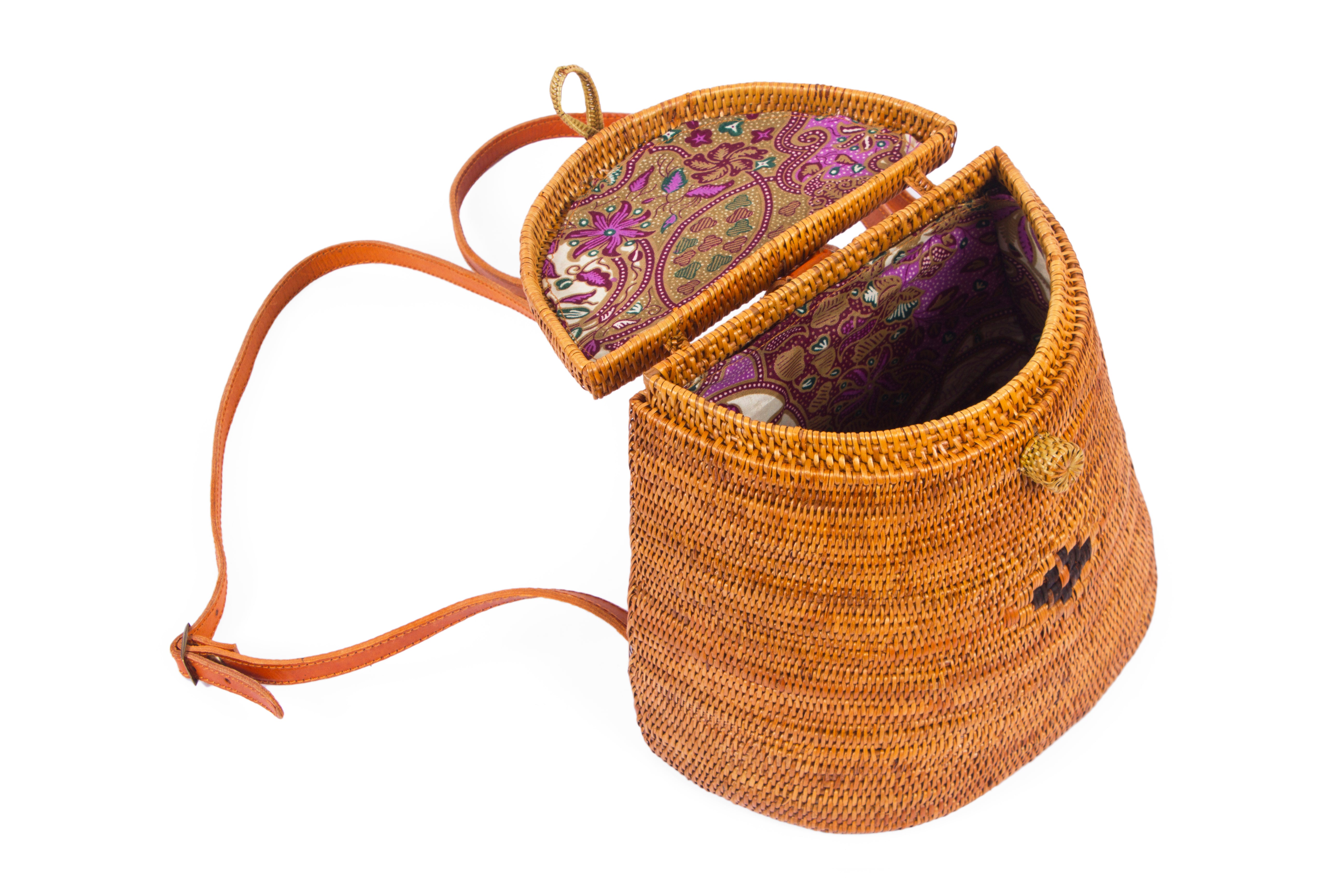 Inside view rattan bali backpack