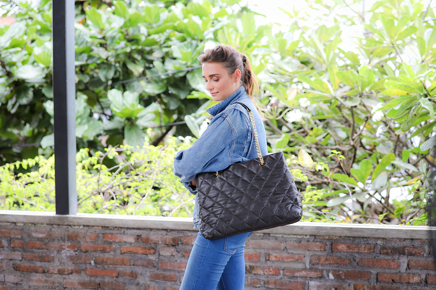 Quilted leather tote shoulder black handbag