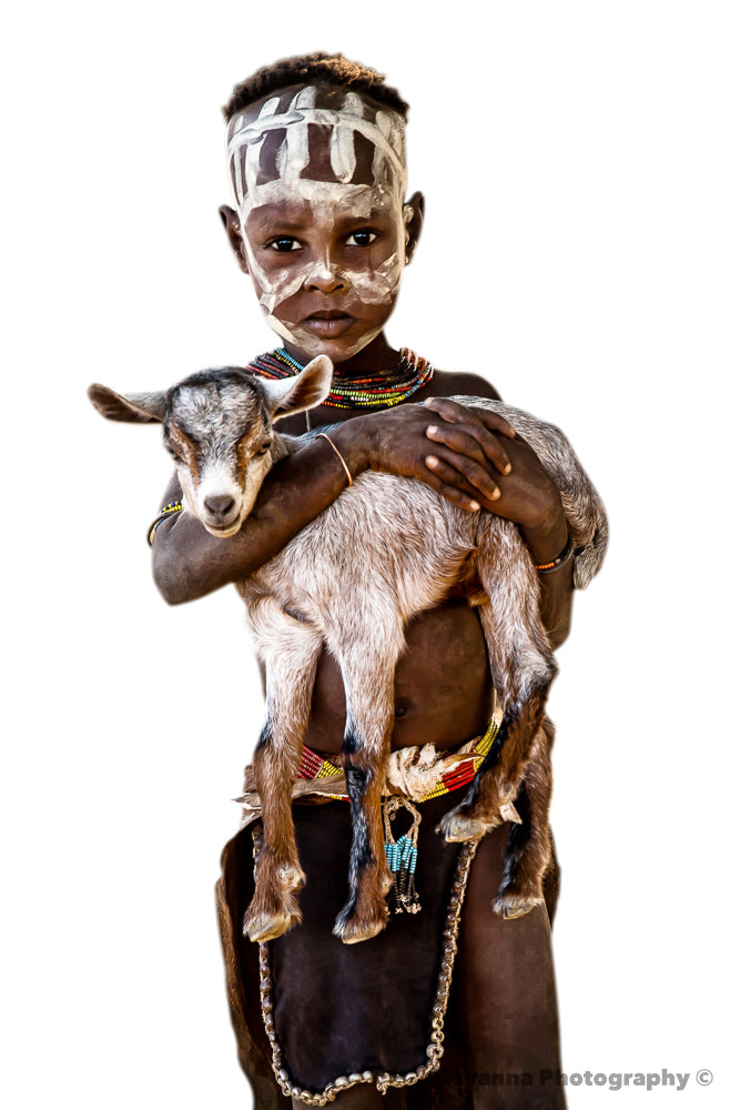 Jonathan-Petit Kara Boy avec chèvre - 24" x 35"
