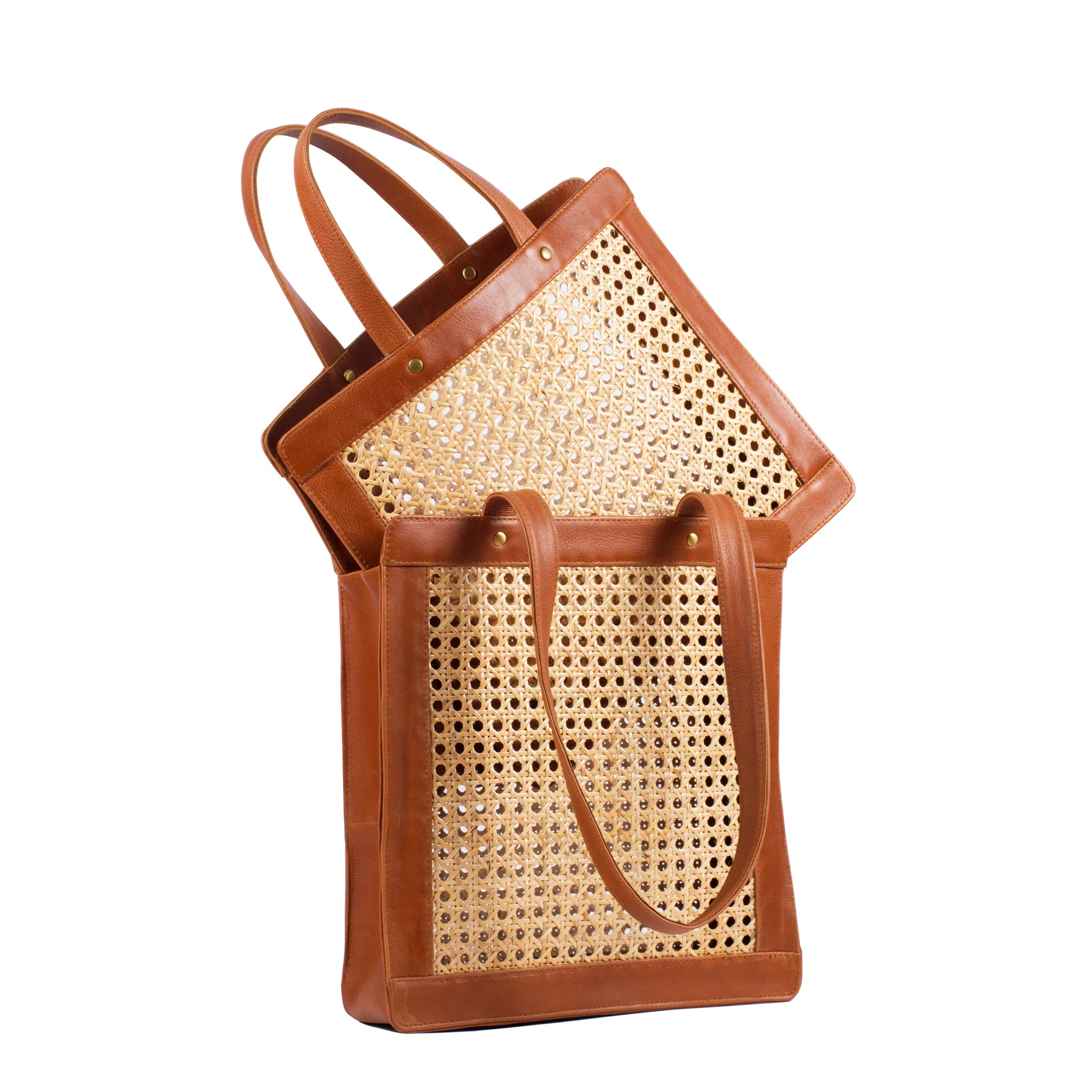 Wicker and Woven Basket Bags; Bag Trend 2019; Summer Rattan Handbags for Women